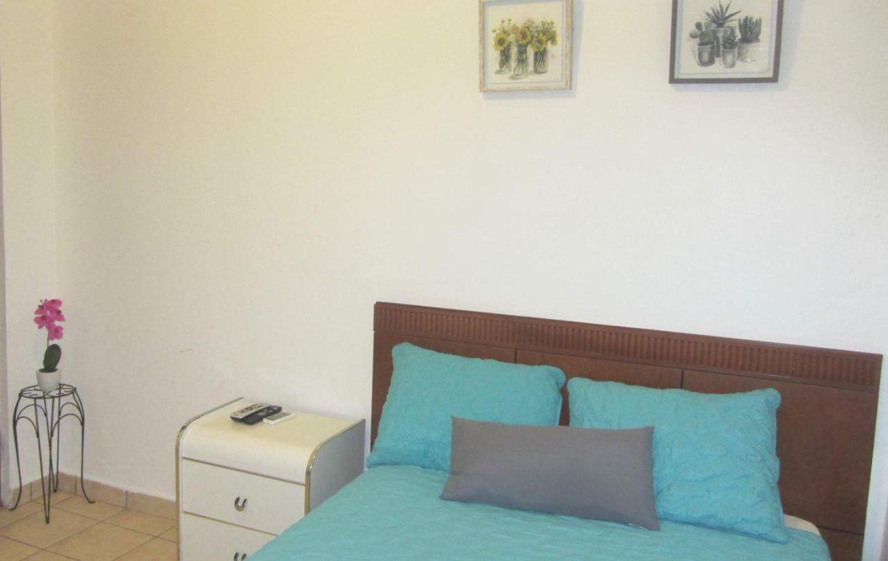 Guest house Henry's 2*
