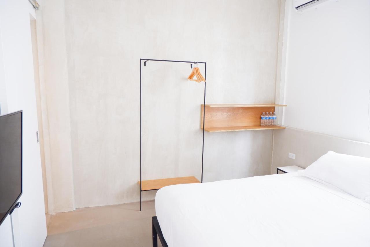 Hotel At Mare 5*