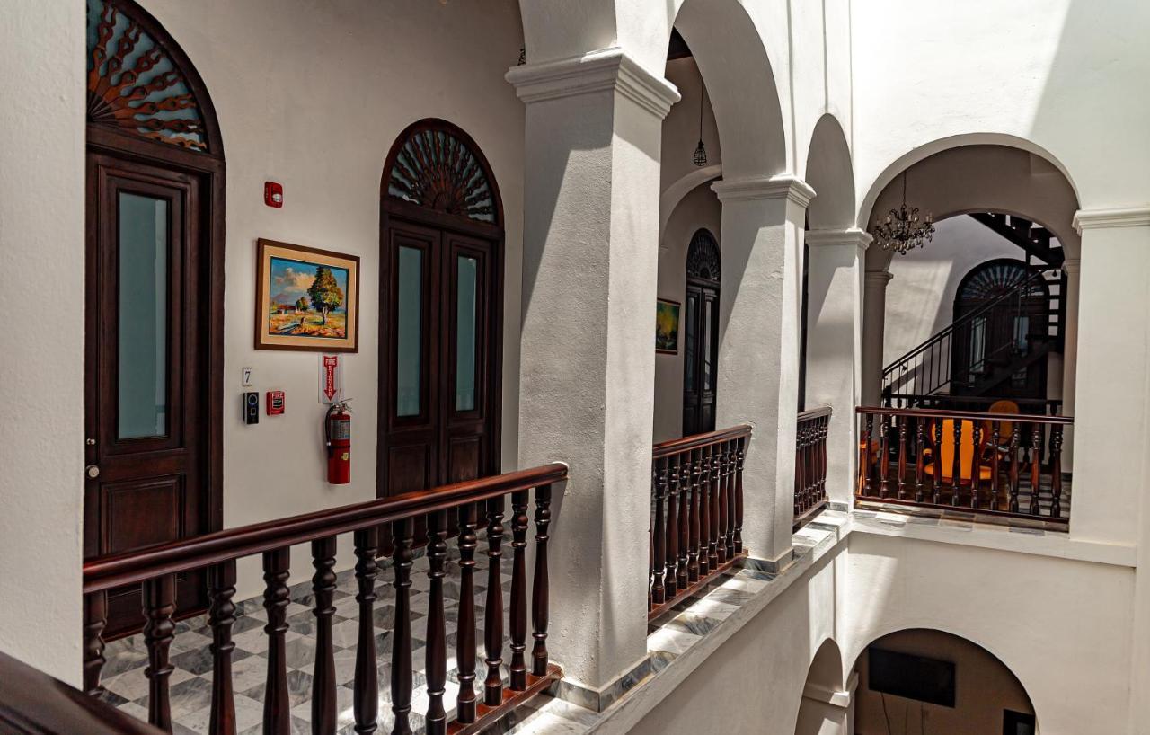 Inn 352 Boutique
