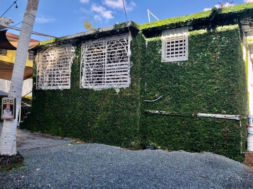 Calle Hollanda 3 Bedroom * San Juan