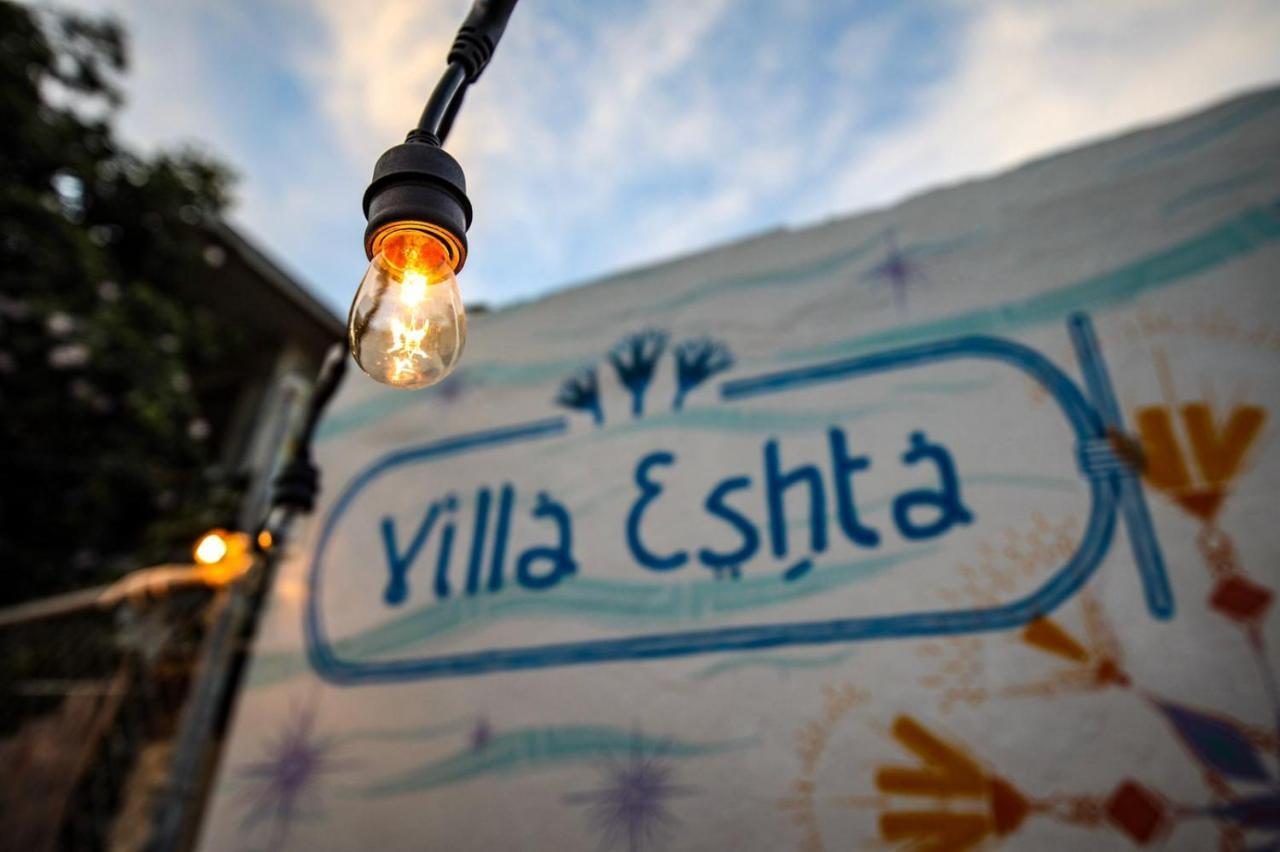 Hostel Eshta *