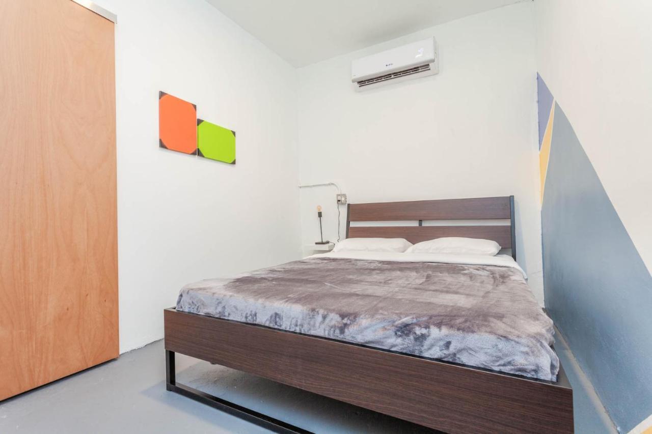 Hostel Guava House *