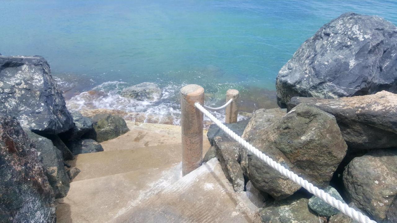 Cozybeach Large 1bdrapt 50 Steps From Atlantic Ocean Private Street Between Ocean Park & Isla 5 Mins From Airport San Juan