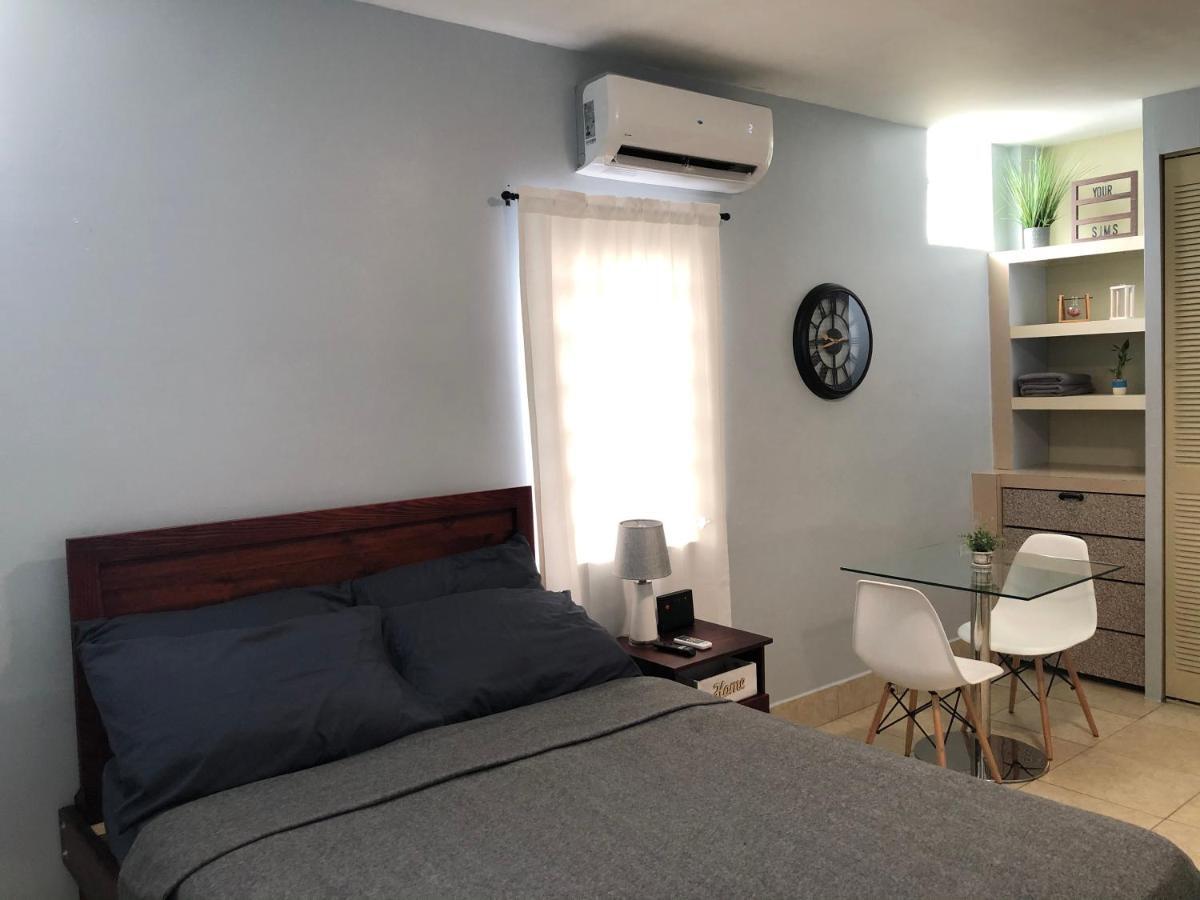 Apartment Metro Host *