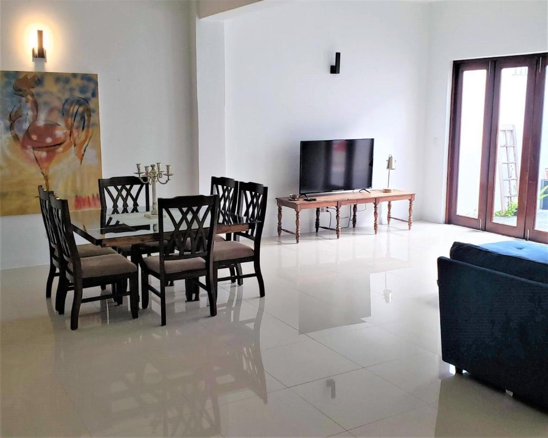 Kasa The Lofts Of Old 202 Huge 2 Bed 2 Bath For 6 Interior Terrace Apartment