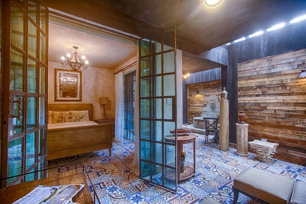 Hotel O:live Boutique Hotel, A Small Luxury Of The World (adults Only)
