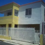 Comfy Apartment Close To The Beach!