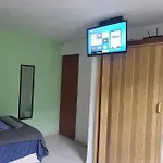 Comfy Apartment Close To The Beach!