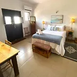Kasa Charming Luna 2 Bedroom
