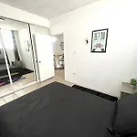 Monopoly 2 Bedroom Condo Near Beach W/Pool/Parking
