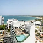 Gorgeous Ocean View Condo W/Beach Access & Parking