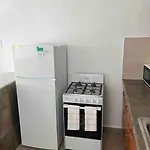 Cozy Two Full Bedrooms Apartment 13