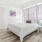 Otium Renovated Near The Beach Free Snacks