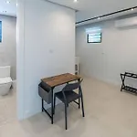Emerald Haus 12Bd 6Bath Sleeps 26 People