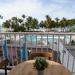 Sea Breeze Apartment