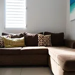 102-Charming Renovated Apartment In The City Near The Beach With Free Parking