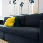 203-Tranquil Renovated Charm In The City, Near The Beach With Free Parking