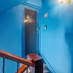 Cozy High-Ceiling Urban Studio Mm2