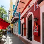 Modern 2-Bedroom Apartment In Historic Old San Juan