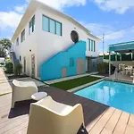Aquabella 8 Beach Bliss In Isla Verde