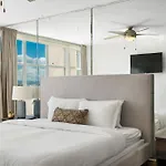 Beachfront Isla Verde Beach Balcony View Pool