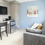 La Placita Suites Hotel-Suite 206