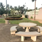 Beach Front Beach View 1 Bedroom 2Bathroom Coral Beach Apt