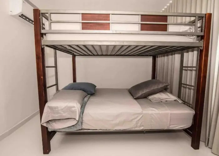 Apartamento Familiar En Isla Verde Carolina Puerto Rico