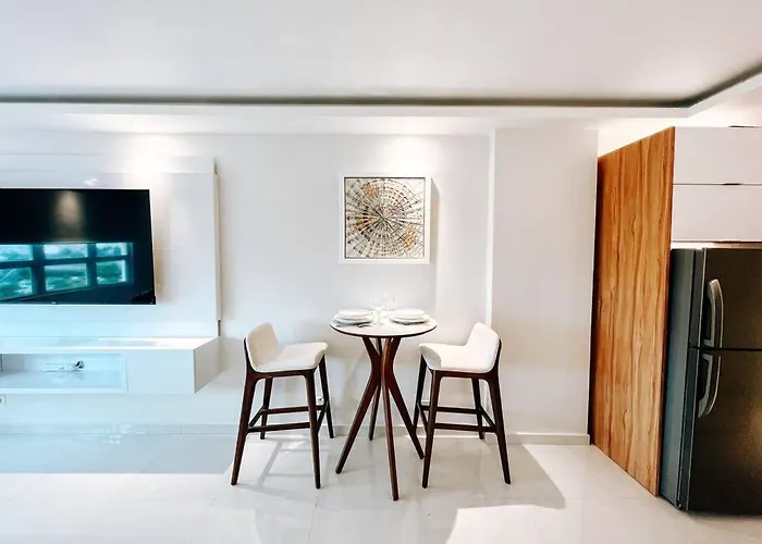 Comfy Modern Studio Apt @ San Juan Distrito T-Mobile