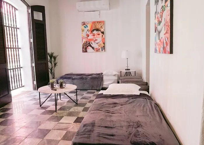 Art Inspired Apt Besides Governors Mansion In Osj - Fort Apt 11