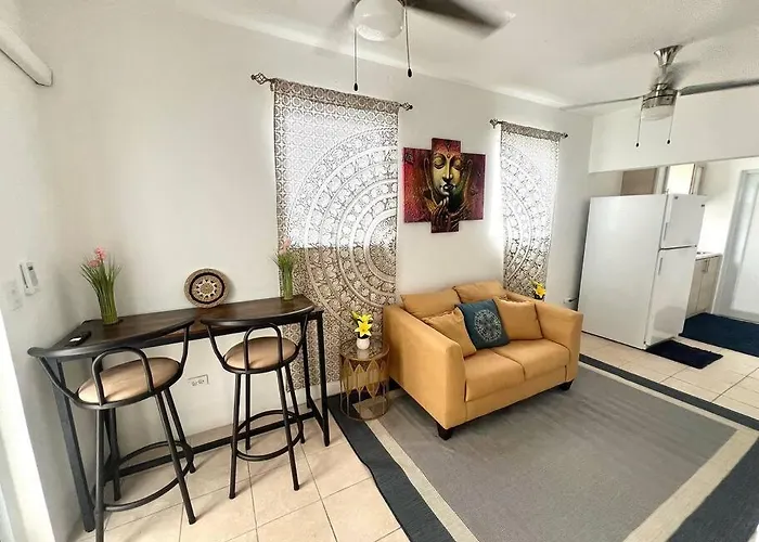 Zen 2Br Near Beaches And Attractions