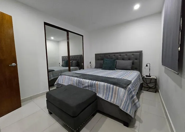 Reparto Metropolitano Apartments II