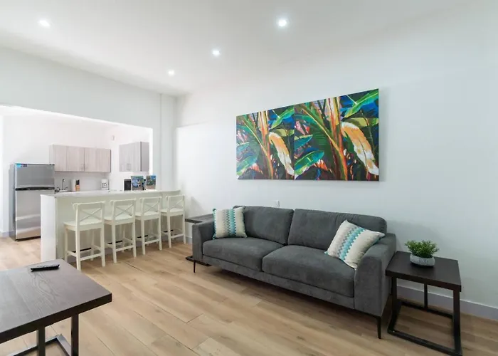 Modern 2-Bedroom Apartment In Historic Old San Juan