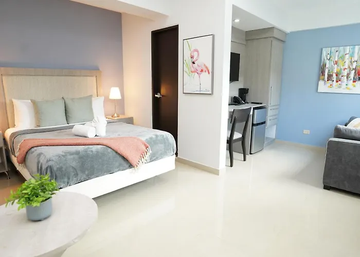La Placita Suites Hotel-Suite 206