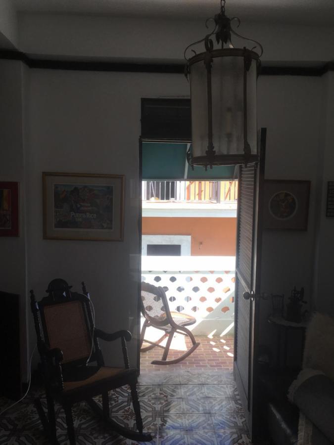 305 San Sebastian St Apartment *