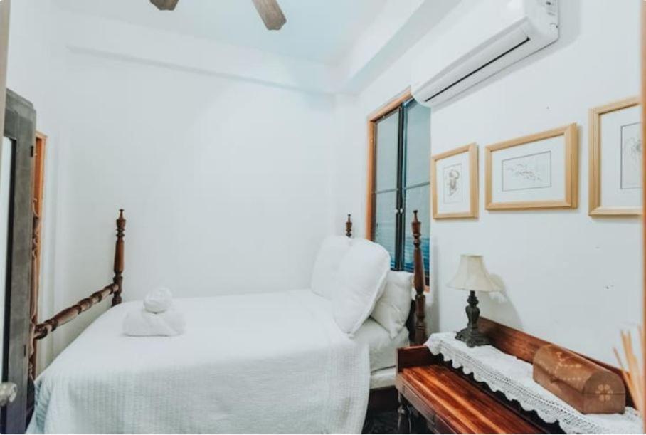 Apartment 305 San Sebastian St San Juan