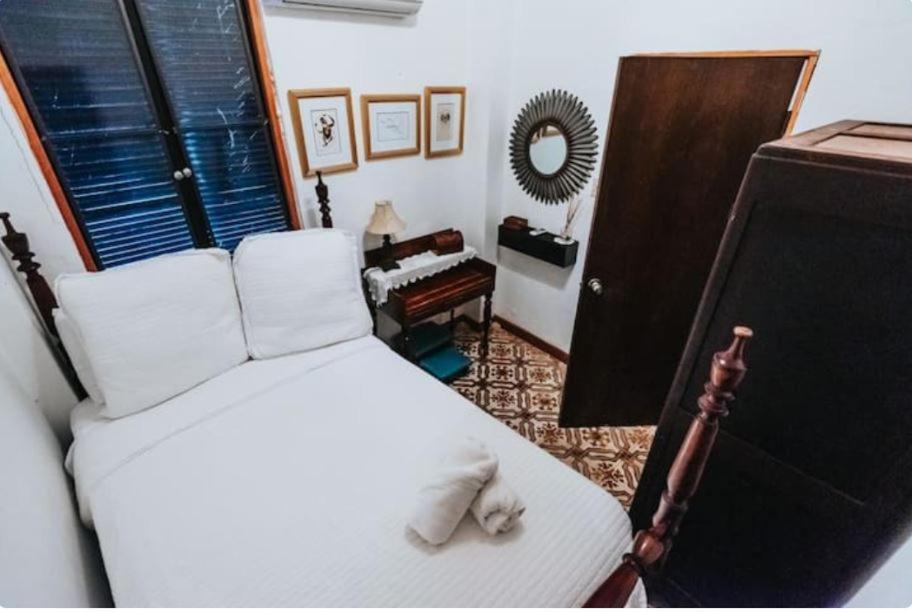 Apartment 305 San Sebastian St San Juan