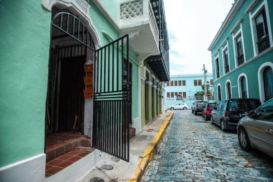 Apartment 305 San Sebastian St San Juan