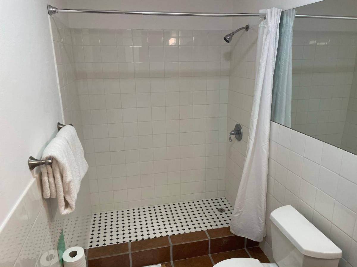 65 Calle Fortaleza 2 Bedrooms 2 Bathrooms * San Juan