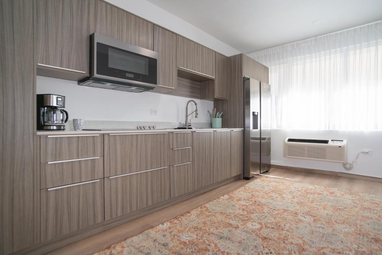 Casa Condado Residences & Apartment *