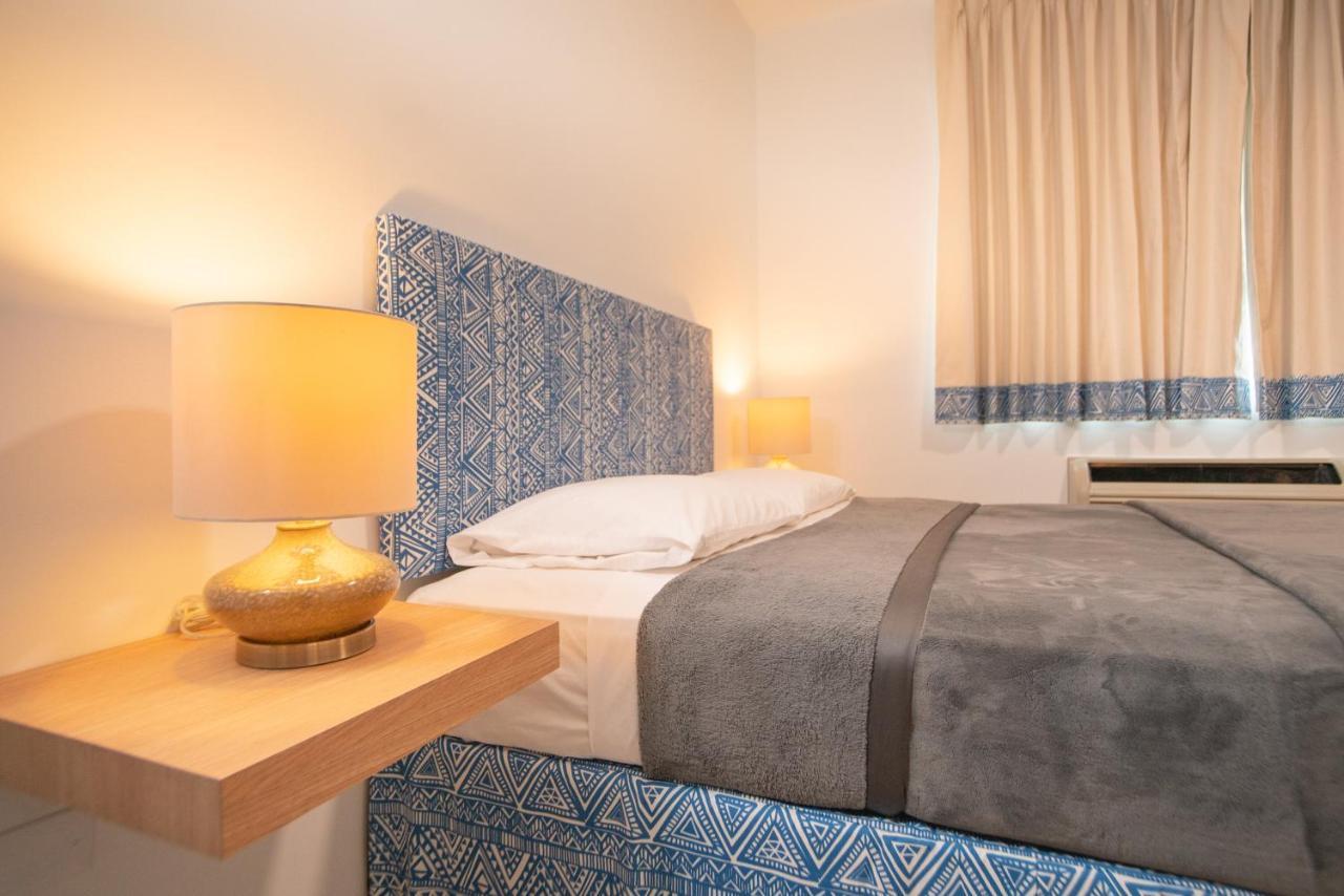 Casa Condado Residences & Apartment *