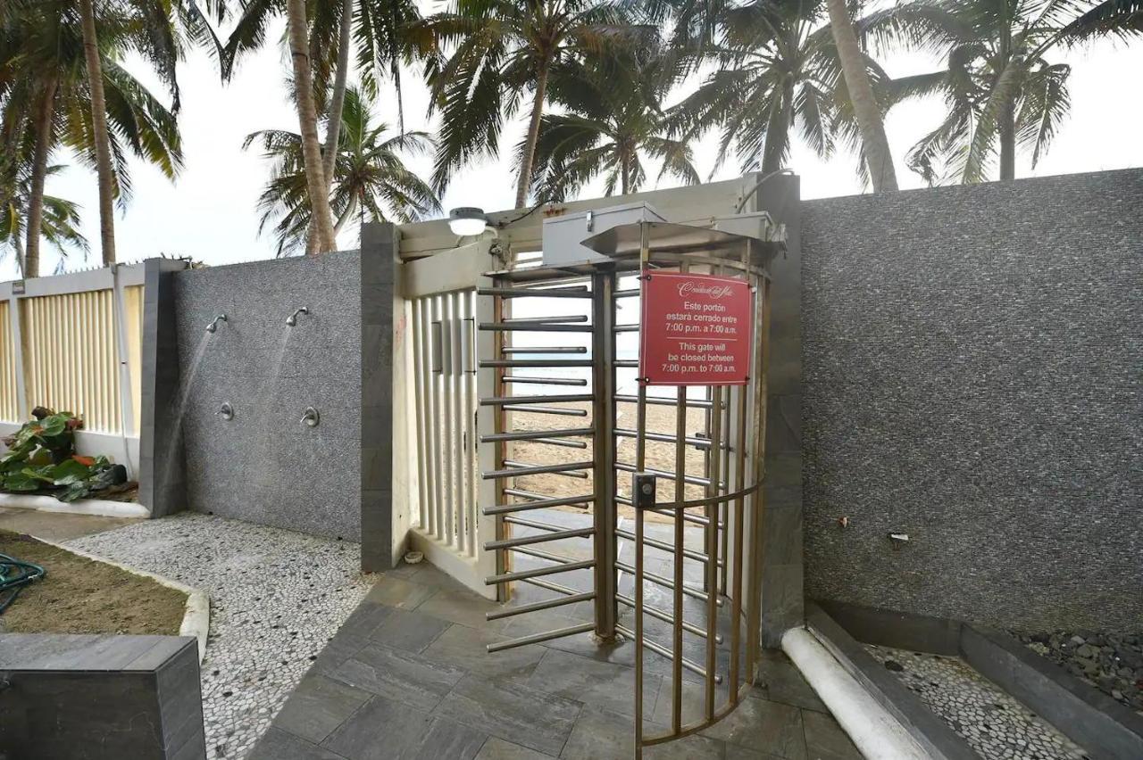 Apartment Kasa Palmas For 2 Ocean View Beachfront Pool