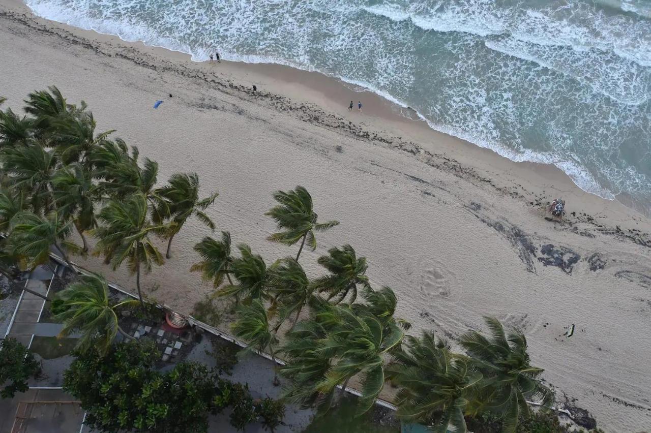 Kasa Palmas For 2 Ocean View Beachfront Pool *