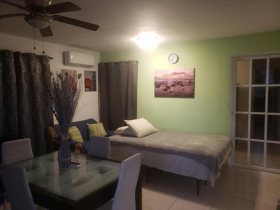 Comfy Close To The Beach! Apartment