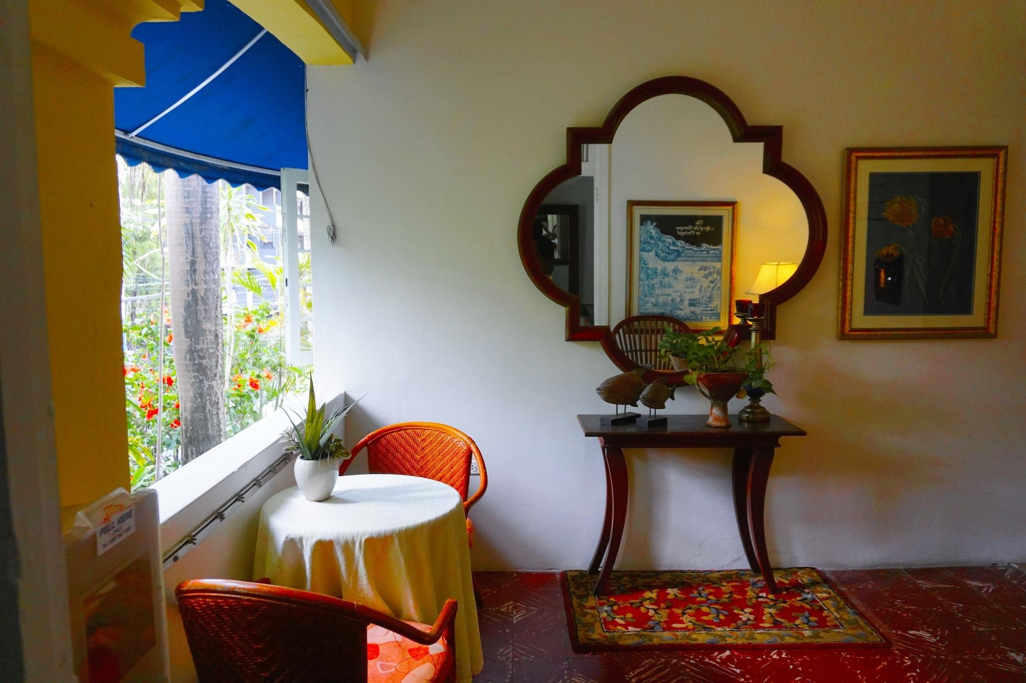 Hotel At Wind Chimes Boutique