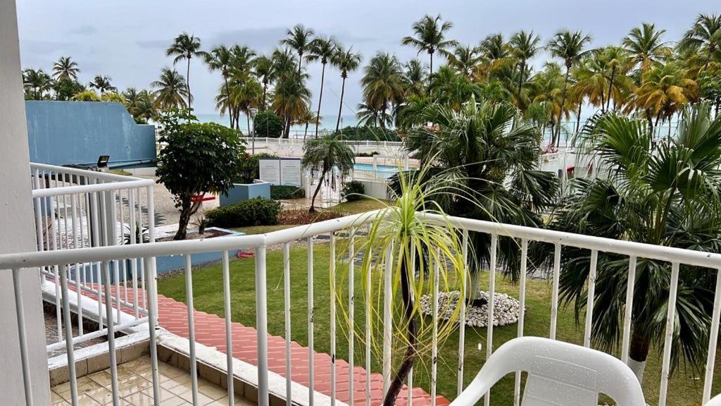 Beachfront Tropical Tantra * San Juan