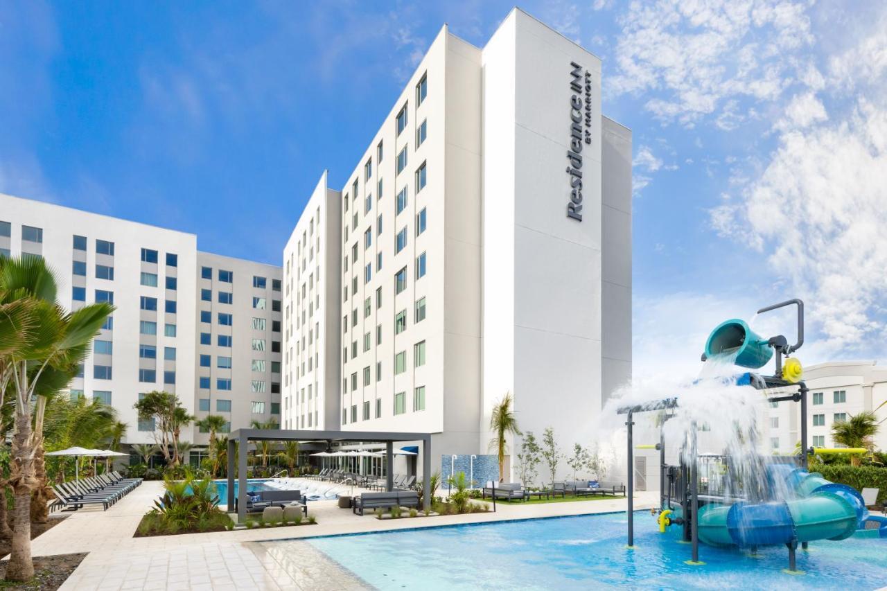 By Marriott Isla