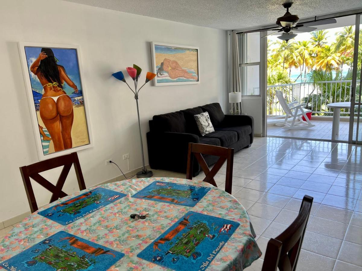 Beachfront Tropical Tantra Apartment San Juan