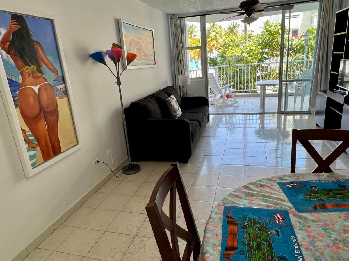 Beachfront Tropical Tantra Apartment *