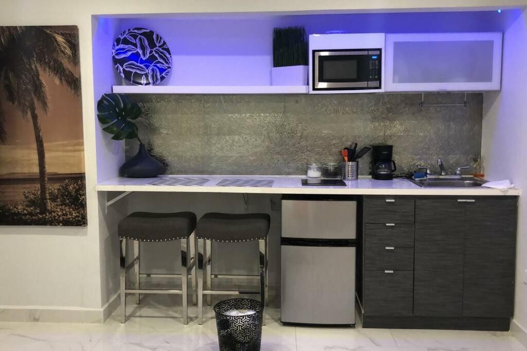 Studio At La 2 Apartment